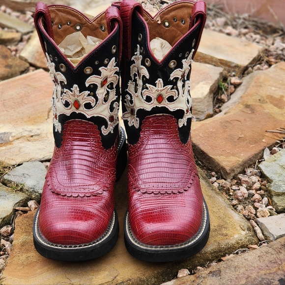ARIAT Gembaby Boots Red Ruby Pearlized Lizard - Women's Size 10 Cowgirl Boots - Picture 3 of 11